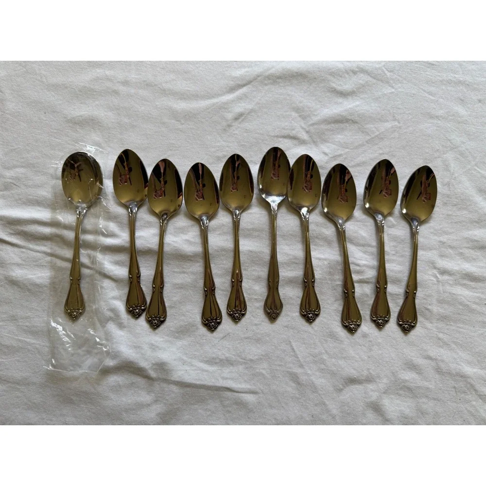 Oneida Roseanne Stainless Steel Spoons Set of 10 Floral Rose Teaspoons Soup USA